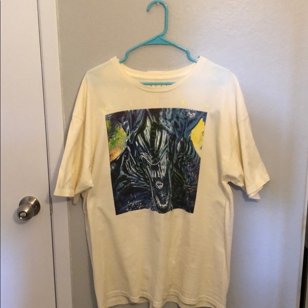 PacSun Alien XL